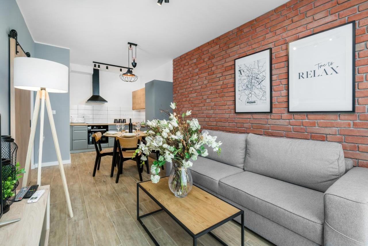Premium Apartments Poznan Airport By Noclegi Renters エクステリア 写真