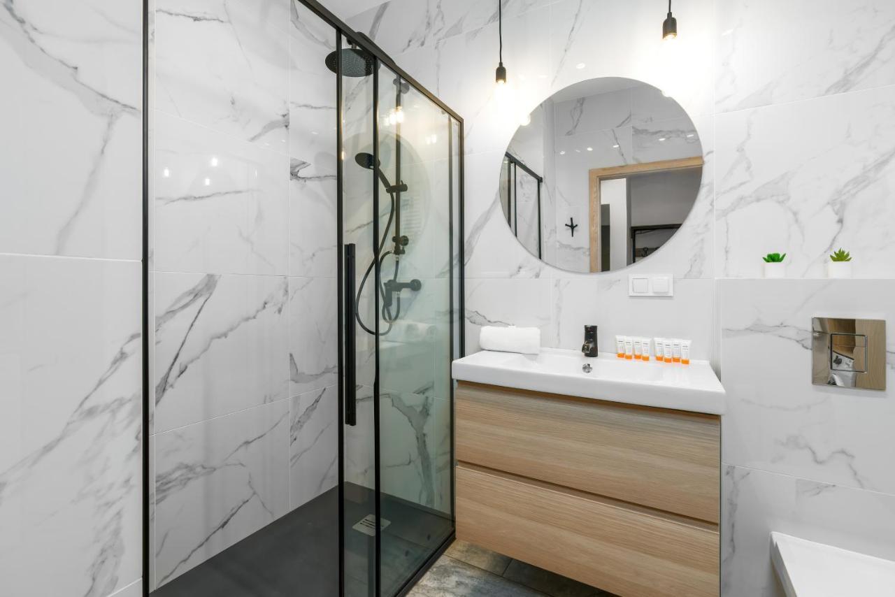 Premium Apartments Poznan Airport By Noclegi Renters エクステリア 写真