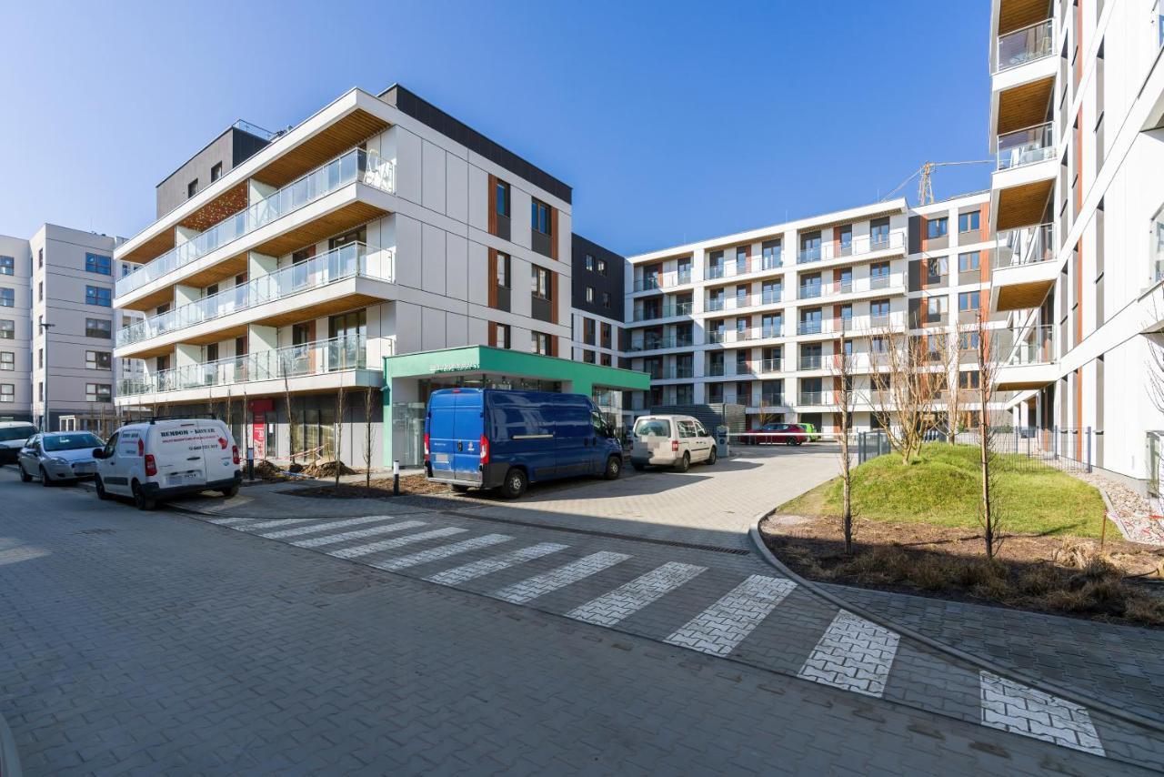 Premium Apartments Poznan Airport By Noclegi Renters エクステリア 写真